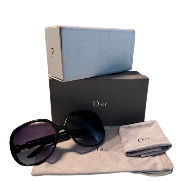 DIOR Sunglasses w/Gold Diamond Shape Logo - Picture 14 of 14